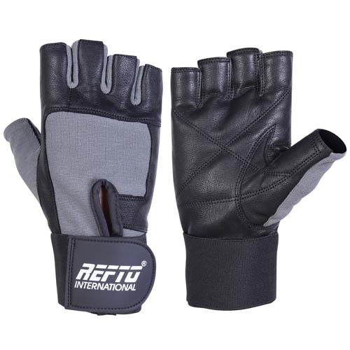 Ultimate gloves in black